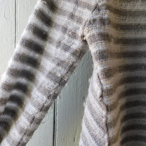 🦔🐾 Free People Vintage Cozy Sweater 🌳🍃 - Picture 13 of 14